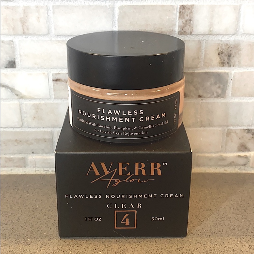 Averr Aglow Flawless Nourishment Cream